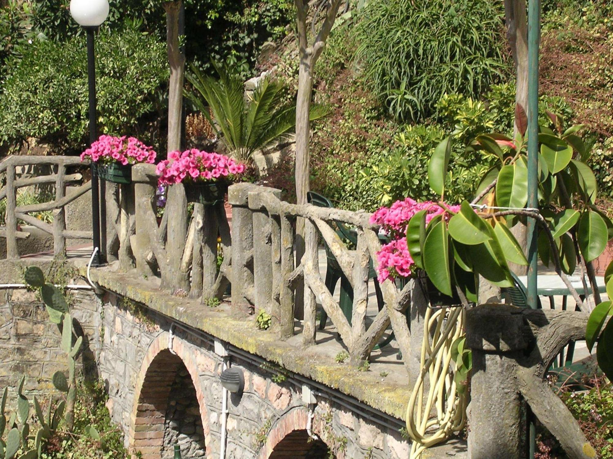 Hotel San Nicola Alassio Exterior photo